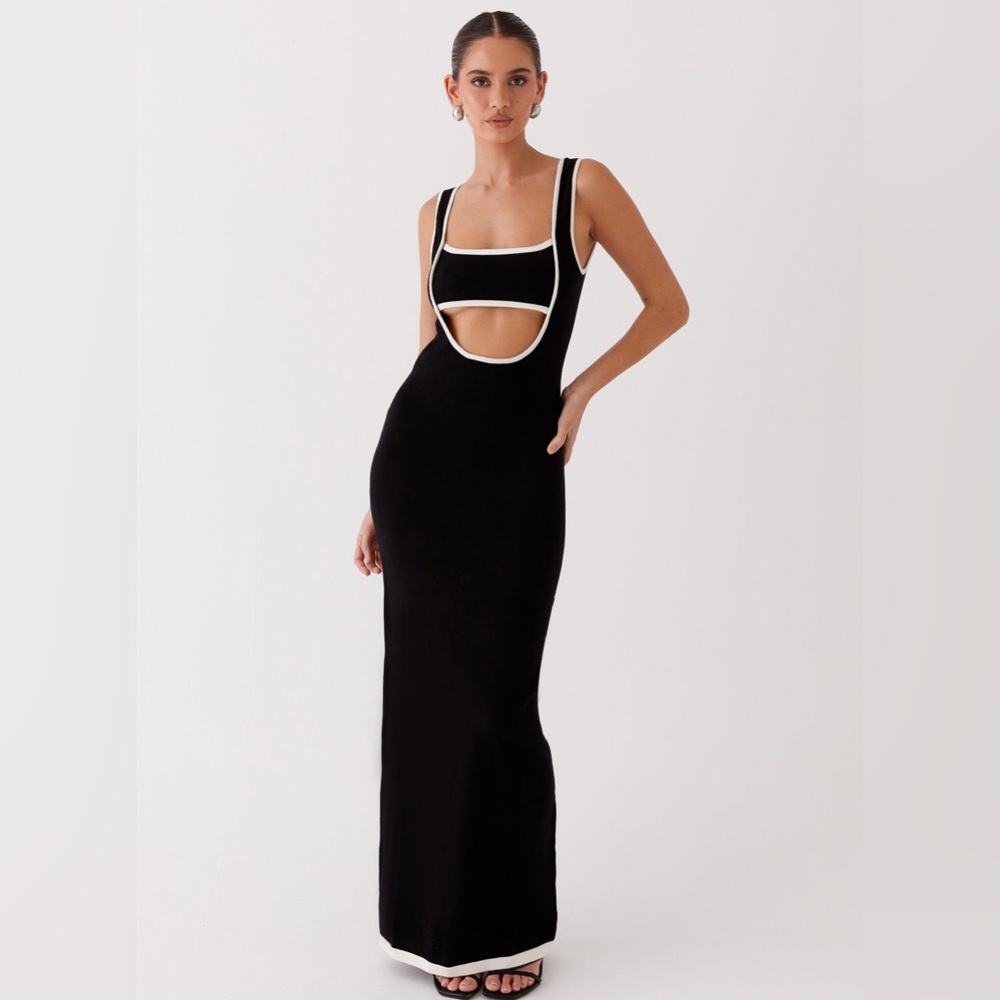 PEPPERMAYO Lost in Paris Knit Maxi Dress
